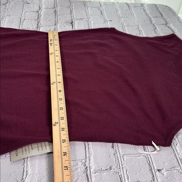 Nordstrom Chelsea28 Sleeveless Midi Sweater Dress women’s Large Burgundy $119 - Picture 13 of 13